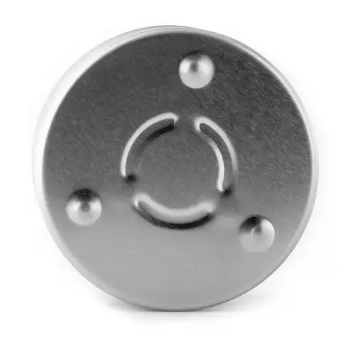 4 oz Candle Tin Bottom View