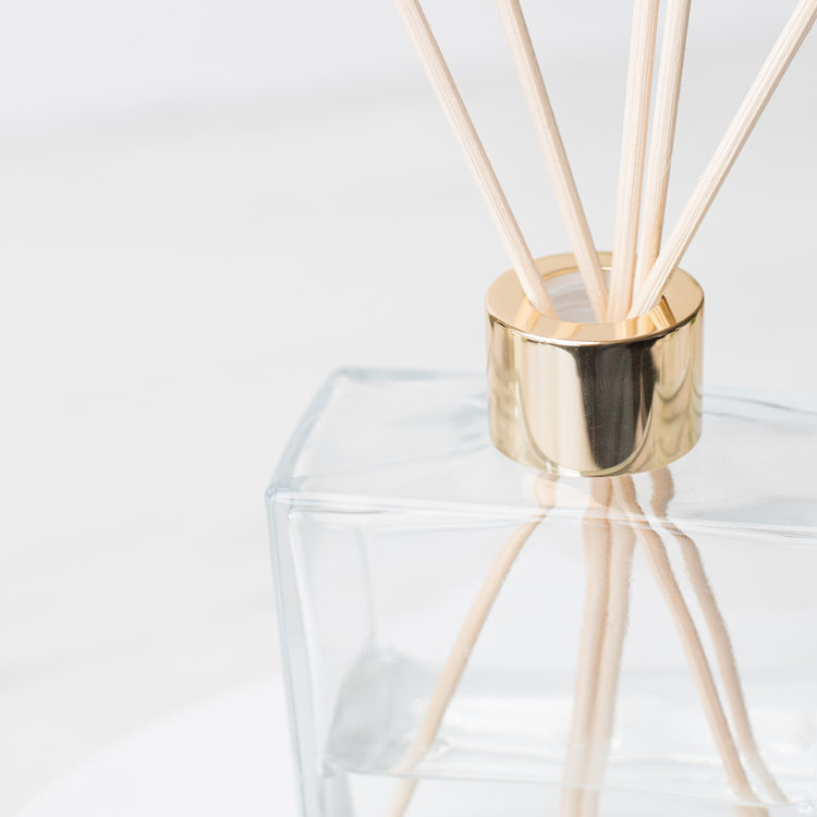 Gold Reed Diffuser Bottle Collar on Glass Diffuser Bottle with Reeds