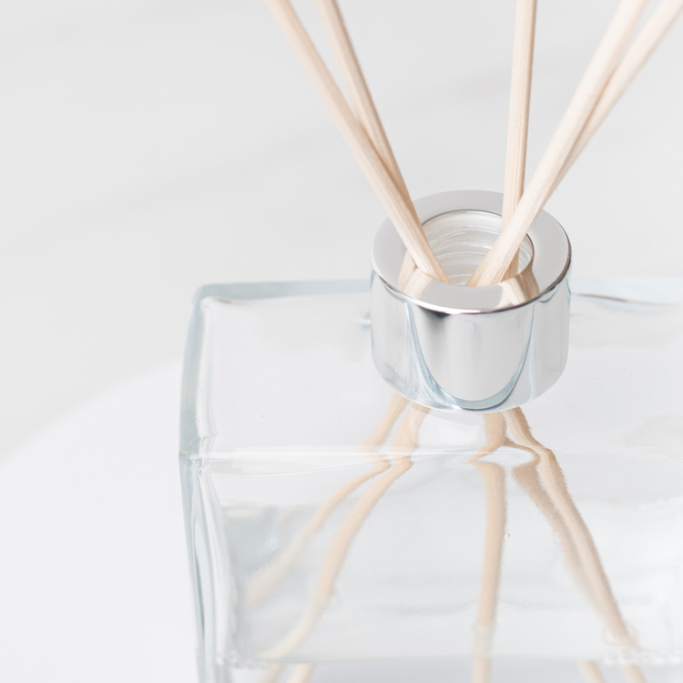 Silver Reed Diffuser Bottle Collar on Glass Diffuser Bottle with reeds