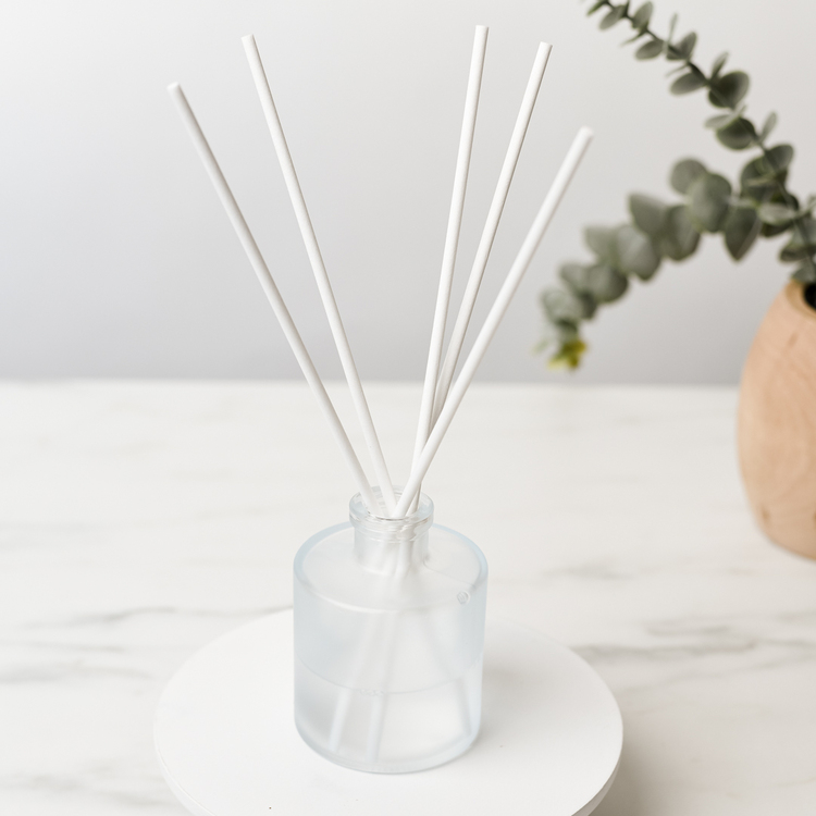 Frosted Round Reed Diffuser Bottle with White Fiber Reeds